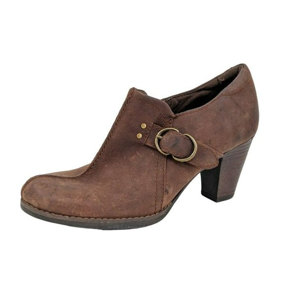 Clarks Carlisle Booties 7 Cafe Brown Oily Leather Side Zip Buckle Accent Heeled - Picture 13 of 13